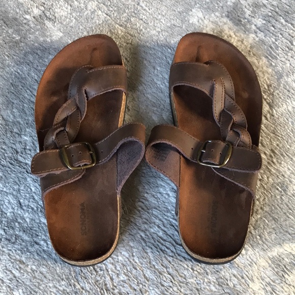 Sonoma Shoes - NWOT  Leather sandals